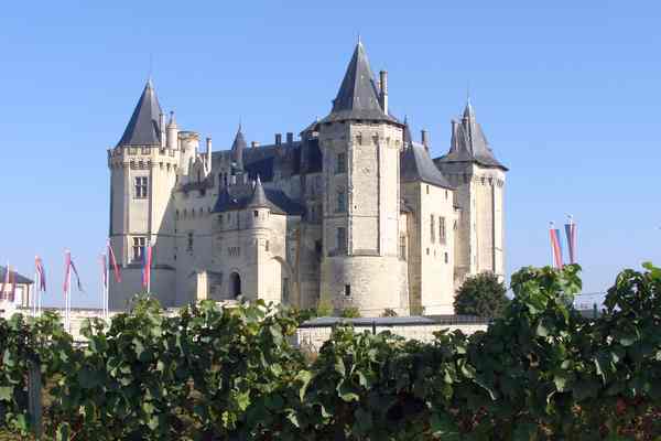 how to get to the loire valley